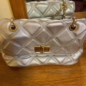 Bagdley Mischka Stylish Handbag